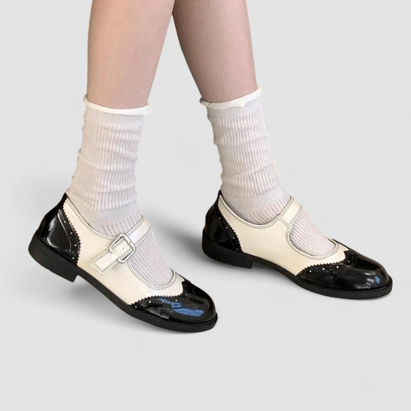 CAITLYN – CLASSIC MARY JANE FLATS